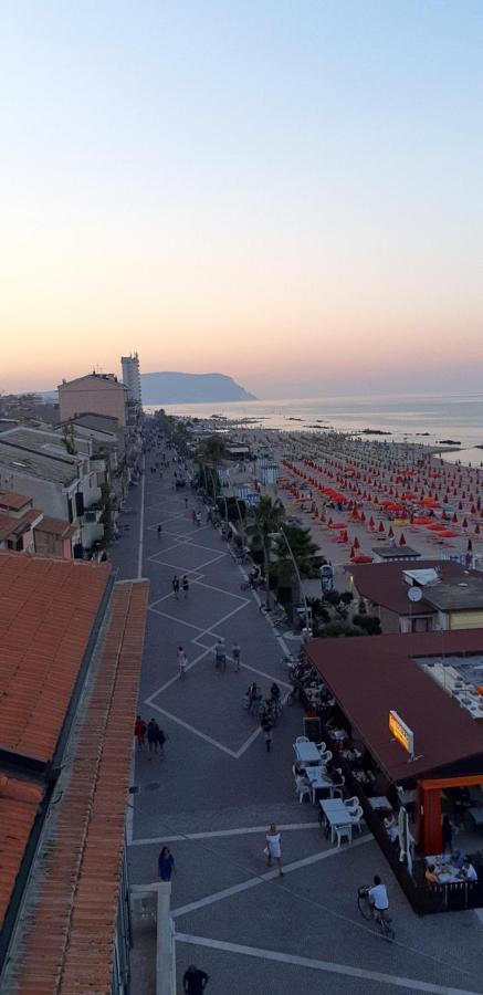 Villetta Del Conero Porto Recanati Exterior foto